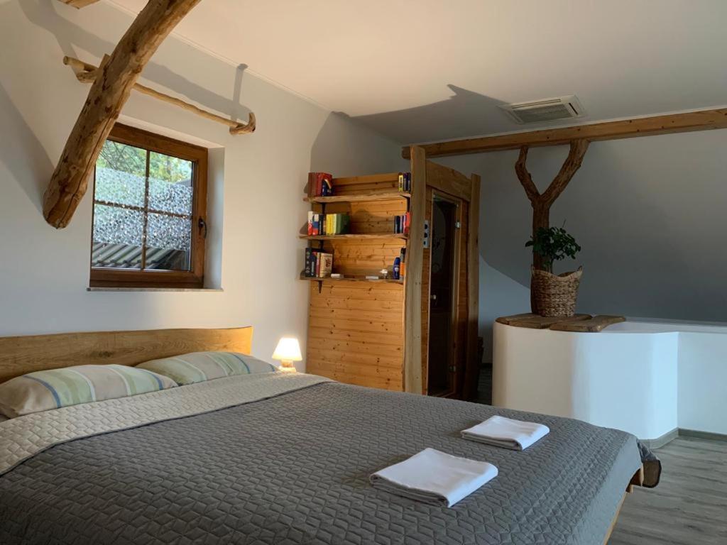 Zerko Holiday Home - Vineyard Chalet With Sauna And Jacuzzi Free Mirna Eksteriør bilde