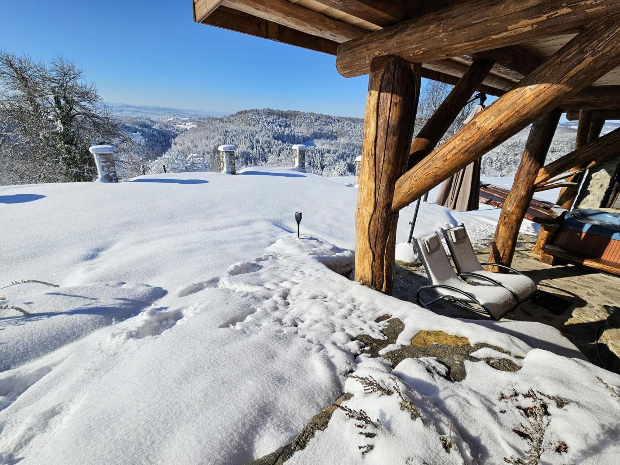 Zerko Holiday Home - Vineyard Chalet With Sauna And Jacuzzi Free Mirna Eksteriør bilde