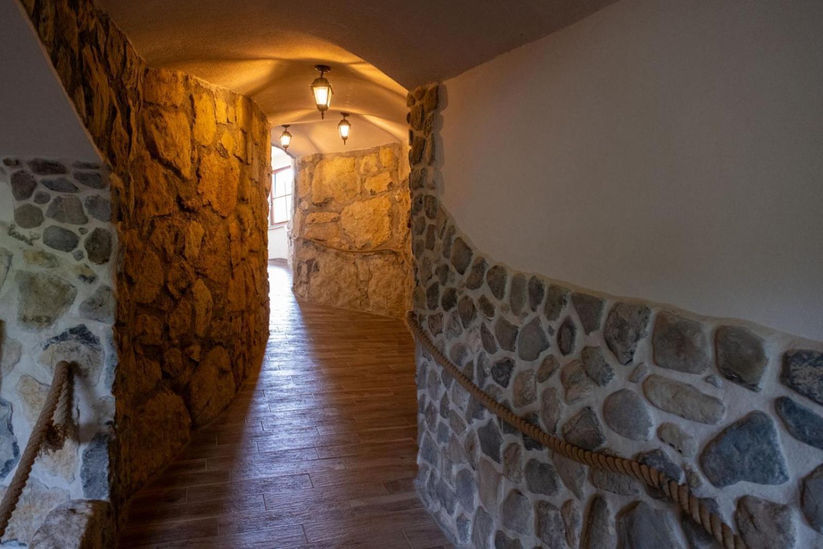 Zerko Holiday Home - Vineyard Chalet With Sauna And Jacuzzi Free Mirna Eksteriør bilde